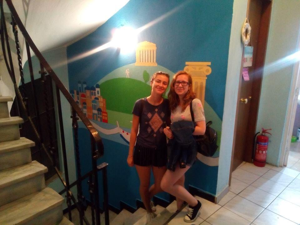 Small Funny World Athen Exterior foto